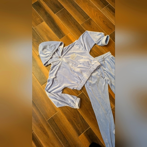 Girls Set - Picture 2 of 3